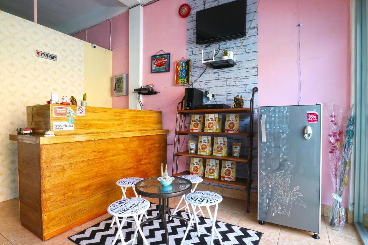Balini 9 Hostel Denpasar Eksteriør billede