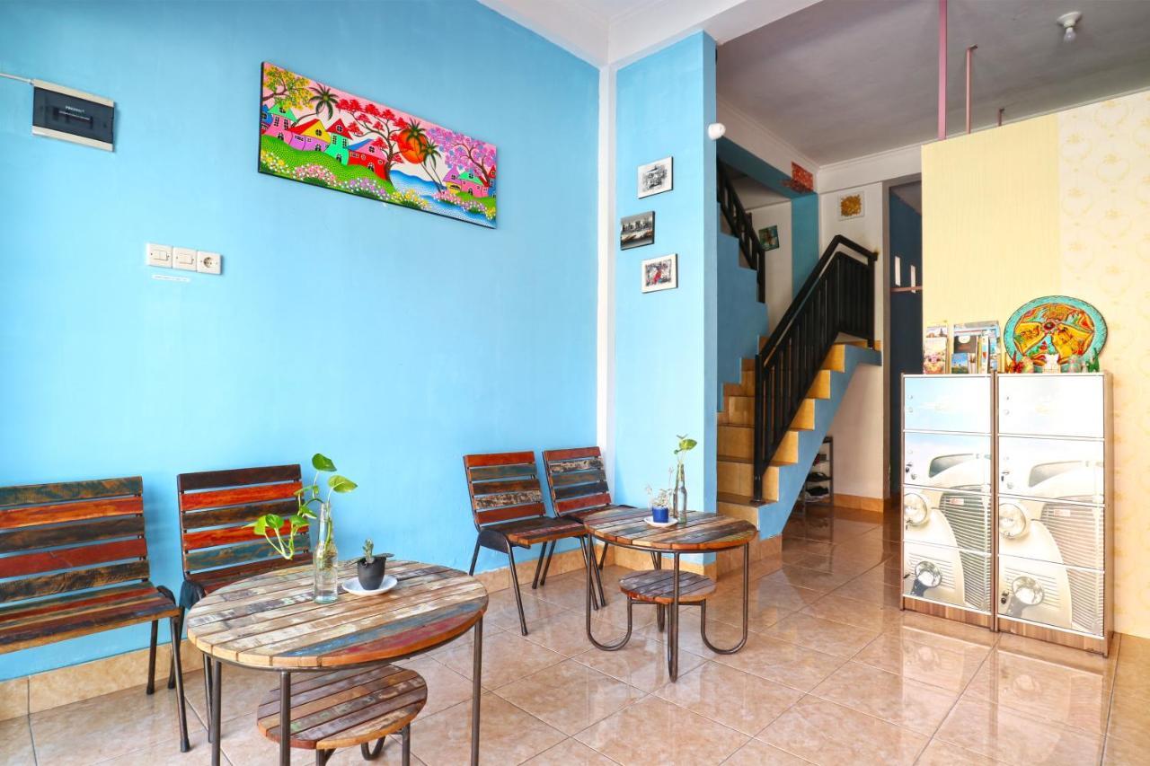 Balini 9 Hostel Denpasar Eksteriør billede