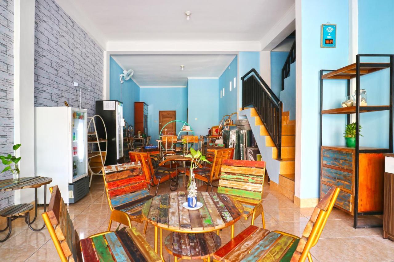 Balini 9 Hostel Denpasar Eksteriør billede