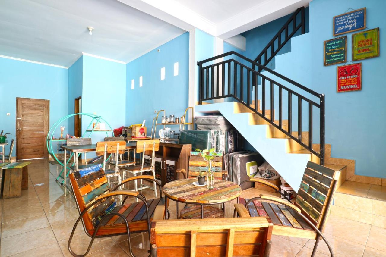 Balini 9 Hostel Denpasar Eksteriør billede