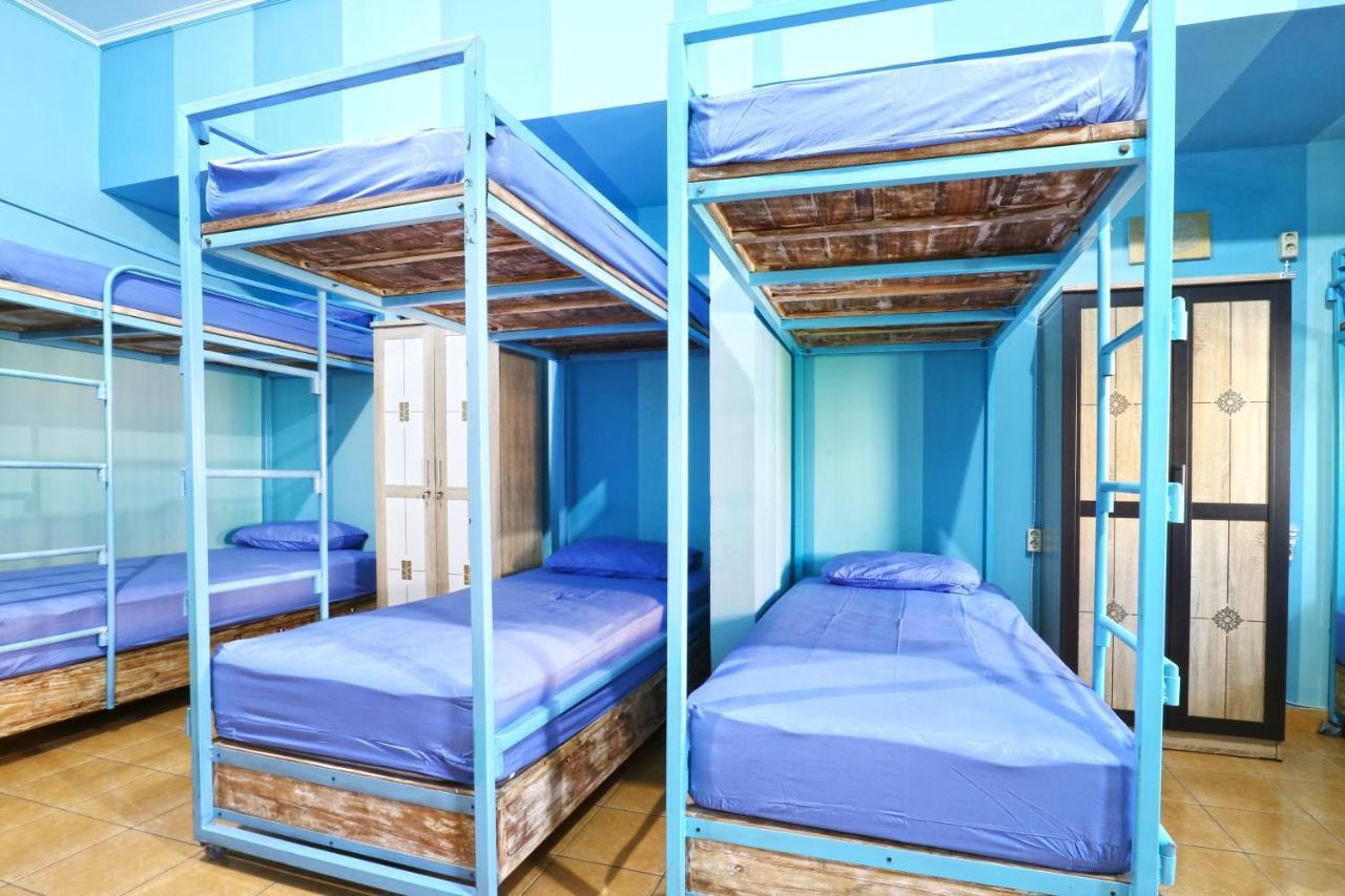Balini 9 Hostel Denpasar Eksteriør billede