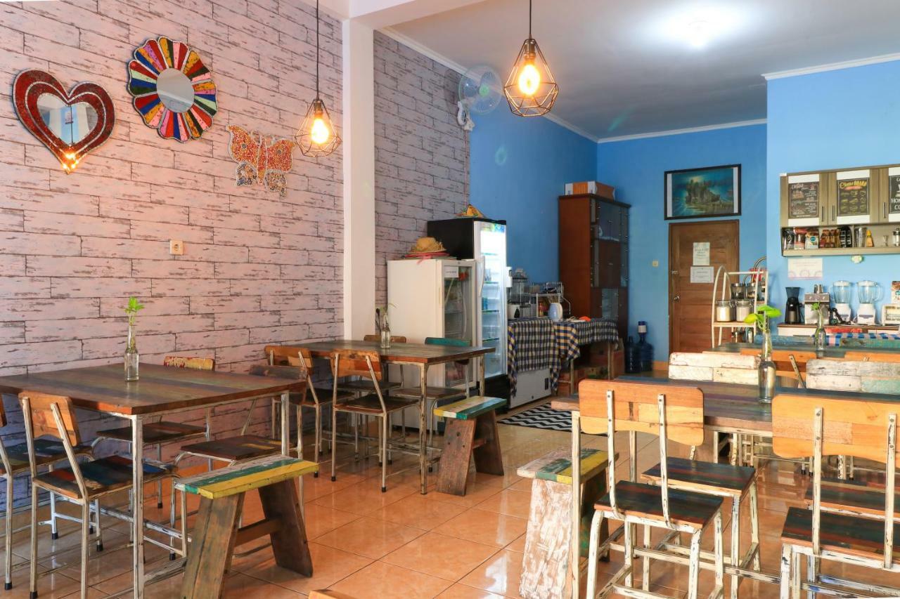 Balini 9 Hostel Denpasar Eksteriør billede