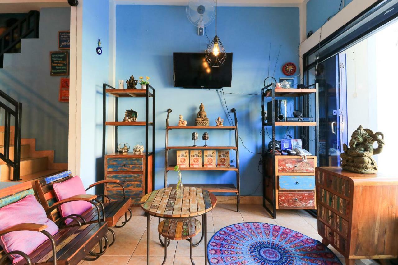 Balini 9 Hostel Denpasar Eksteriør billede