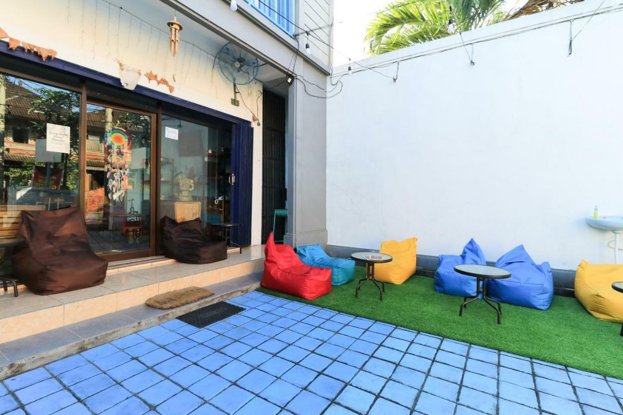 Balini 9 Hostel Denpasar Eksteriør billede