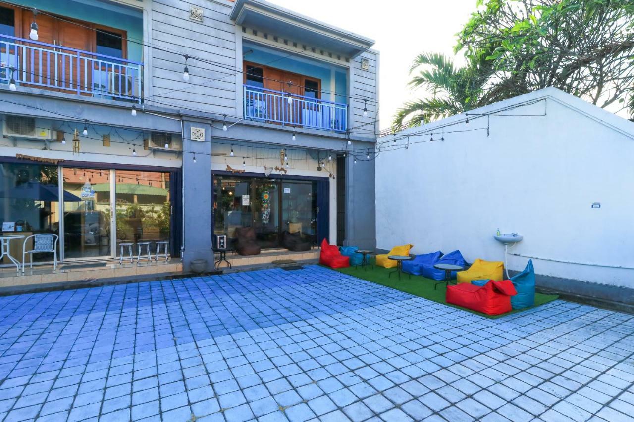 Balini 9 Hostel Denpasar Eksteriør billede